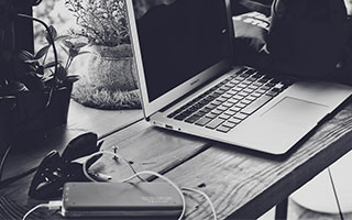 熊猫体育APP-“跑出亲子情，牛仔3K亲子跑燃情香港”