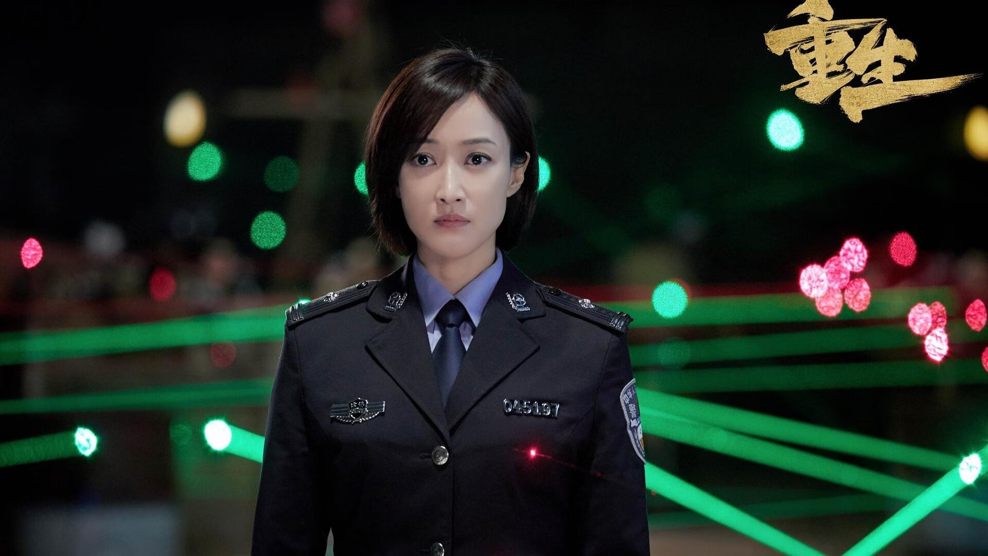 国外极限滑翔伞竞赛,空中飞翔的极限体验,国外滑翔伞哪里好玩