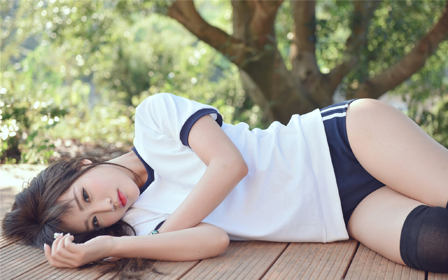 熊猫体育APP-激烈角逐！豪门球队之间的对决即将展开，豪门球队绰号